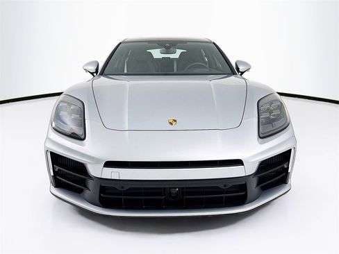 New 2025 Porsche Panamera 4 image 6