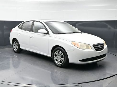 Used 2009 Hyundai Elantra GLS image 3