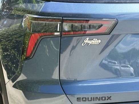 New 2026 Chevrolet Equinox RS w/ Convenience Package III FWD image 6