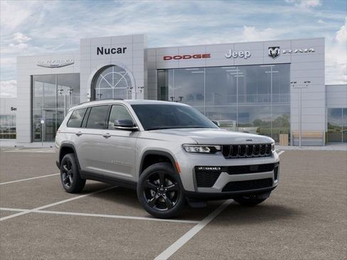 New 2026 Jeep Grand Cherokee L Limited w/ Limited Altitude Package AWD/4WD image 1