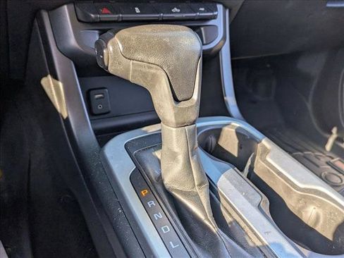 Used 2018 Chevrolet Colorado LT image 12