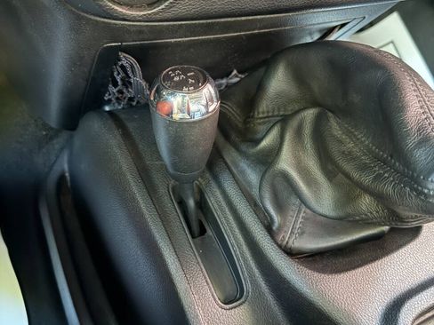 Used 2014 Jeep Wrangler Unlimited Sahara AWD/4WD image 27