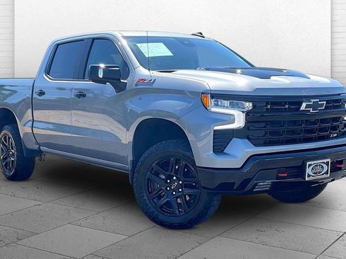 Used 2025 Chevrolet Silverado 1500 LT Trail Boss w/ LT Trail Boss Premium Package AWD/4WD image 1