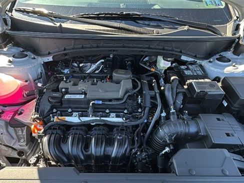 New 2026 Hyundai Tucson SE image 12