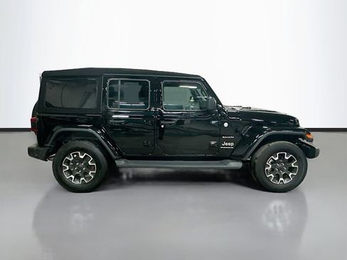 Used 2024 Jeep Wrangler Sahara w/ Technology Group image 5