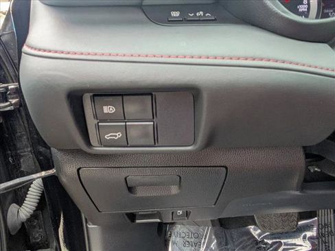 Used 2021 Toyota Highlander XSE image 20