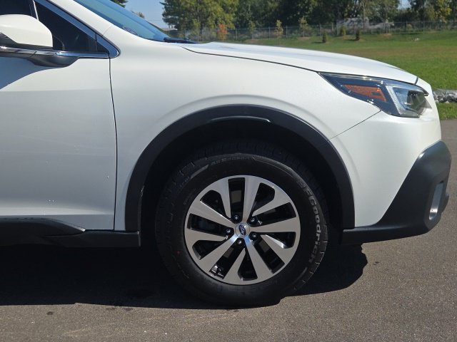 Used 2021 Subaru Outback Premium AWD/4WD image 4