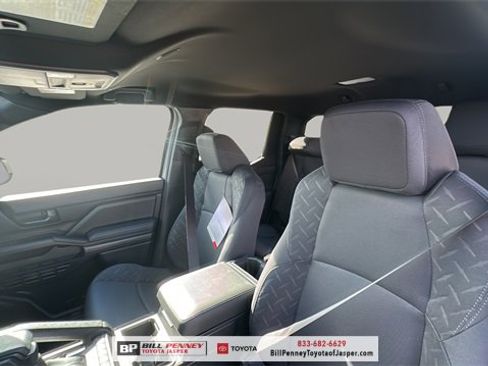 New 2025 Toyota Tacoma SR5 image 12