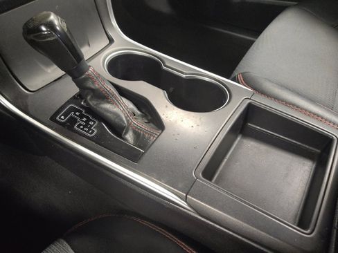 Used 2016 Toyota Camry SE image 26