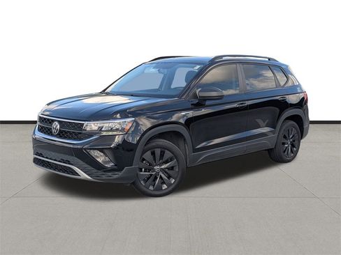 Used 2022 Volkswagen Taos S image 1