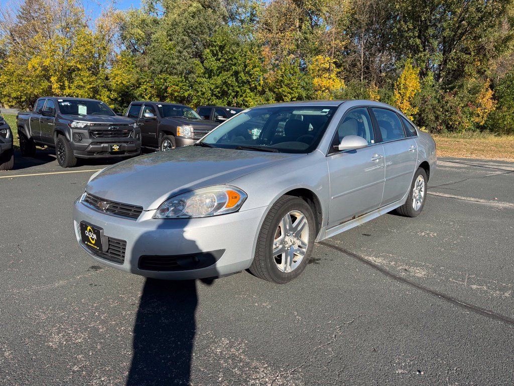 Used 2011 Chevrolet Impala LT FWD image 3