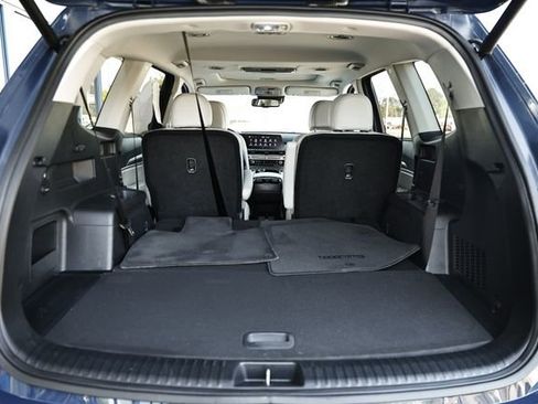Used 2024 Kia Telluride EX w/ EX Captain's Chair Package AWD/4WD image 31