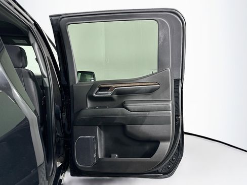 Used 2024 GMC Sierra 1500 Elevation image 28