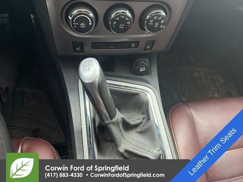 Used 2014 Dodge Challenger R/T image 18