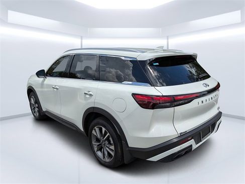 New 2025 INFINITI QX60 Luxe image 5