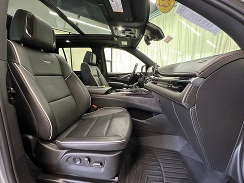 Used 2023 Cadillac Escalade Sport w/ Touring Package image 26