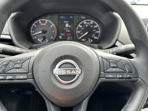 Used 2025 Nissan Altima 2.5 S FWD image 22