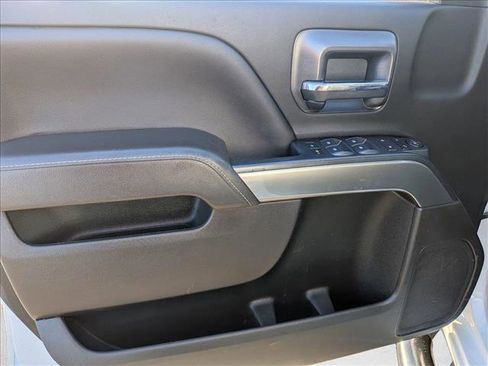 Used 2019 Chevrolet Silverado 1500 LT AWD/4WD image 10