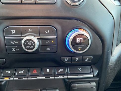 Used 2022 GMC Sierra 3500 Denali w/ Denali Ultimate Package image 30