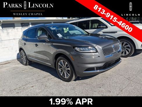Used 2023 Lincoln Nautilus FWD w/ Premium Package image 3
