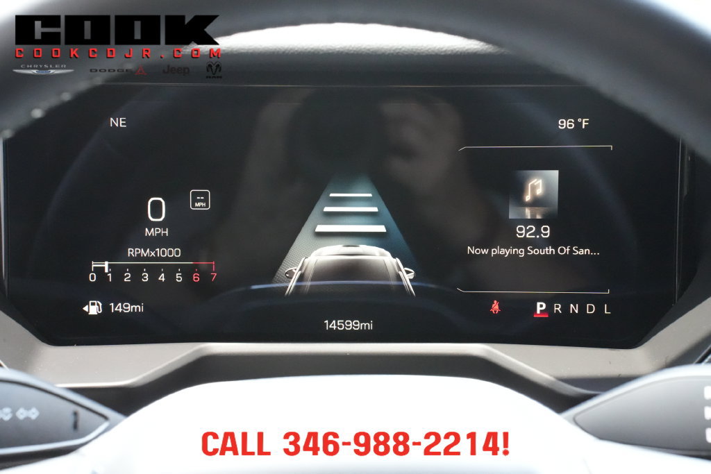 Used 2026 GMC Acadia Elevation w/ Elevation Premium Package FWD image 11