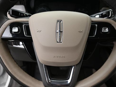 Used 2020 Lincoln Corsair AWD w/ Equipment Group 101A image 13