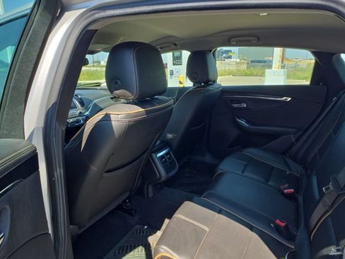 Used 2016 Chevrolet Impala LTZ FWD image 17