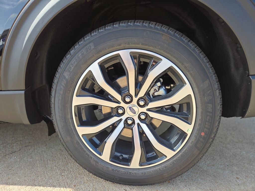 New 2027 Ford Explorer ST-Line RWD image 35