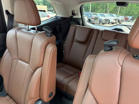 Used 2022 Subaru Ascent Touring image 21