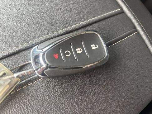 Used 2026 Chevrolet Blazer LT FWD image 25