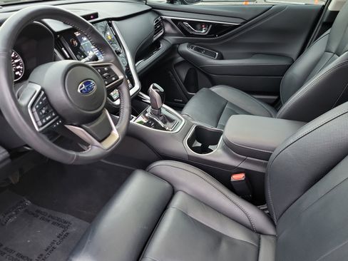 Used 2025 Subaru Outback Touring XT image 12