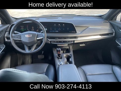 Used 2024 Cadillac XT4 Premium Luxury image 15