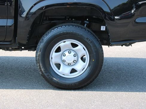 Used 2021 Toyota Tacoma SR w/ SR Convenience Package RWD image 16
