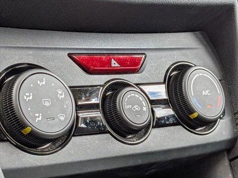 Used 2018 Subaru Impreza 2.0i image 10