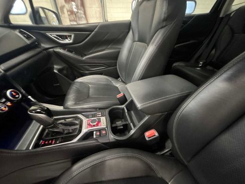 Used 2021 Subaru Forester Touring image 23