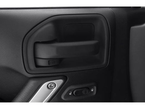 Used 2015 Jeep Wrangler Sahara w/ Connectivity Group AWD/4WD image 23