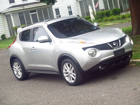 Used 2012 Nissan Juke SL AWD/4WD image 26
