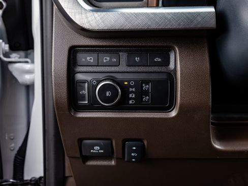 Used 2024 Ford F250 King Ranch w/ Chrome Package image 21