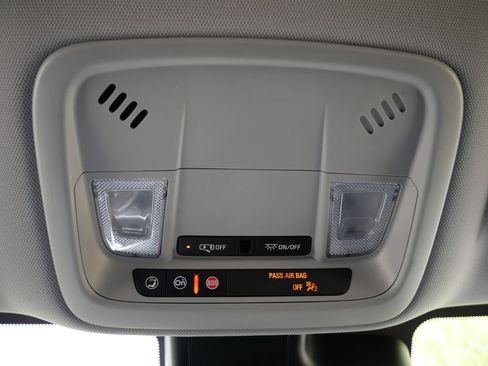 Used 2024 Chevrolet Malibu LT FWD image 16