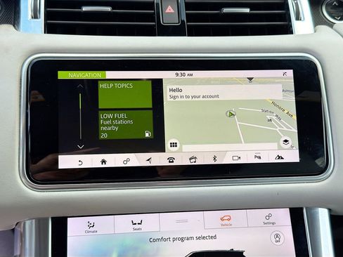 Used 2020 Land Rover Range Rover Sport SVR image 32