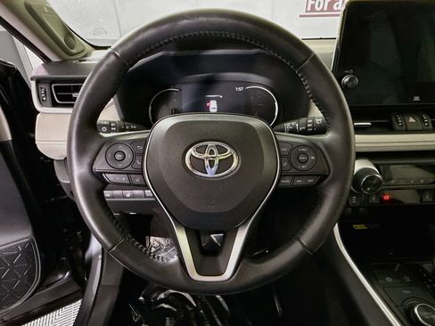 Certified 2023 Toyota RAV4 XLE Premium AWD/4WD image 20