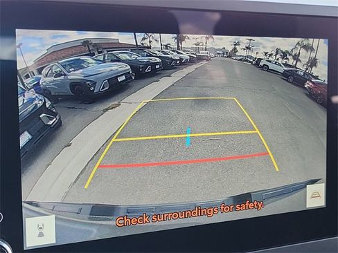 Used 2025 Toyota Tacoma TRD Sport image 14