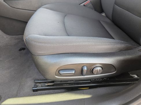 Certified 2023 Chevrolet Malibu LT image 28