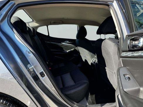 Used 2019 Nissan Maxima 3.5 S w/ Floor Mat Group FWD image 39