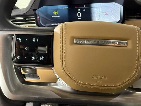 Used 2023 Land Rover Range Rover SE image 18