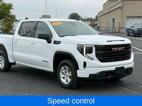 Used 2022 GMC Sierra 1500 Elevation image 8