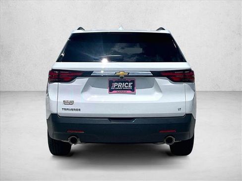 Used 2023 Chevrolet Traverse LT FWD image 4