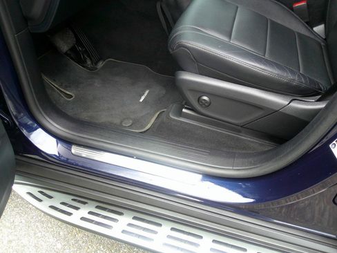 Used 2020 Mercedes-Benz GLE 350 4MATIC image 41