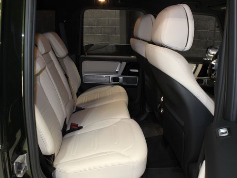 Used 2022 Mercedes-Benz G 550 G 550 AMG Line w/ Exclusive Interior Package image 42
