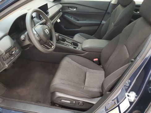 Certified 2025 Honda Accord SE image 18